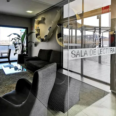 Acuazul Aparthotel 4*
