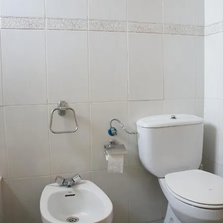 Dos Dormitorios, Primera Linea Y Aire Acondicionado *