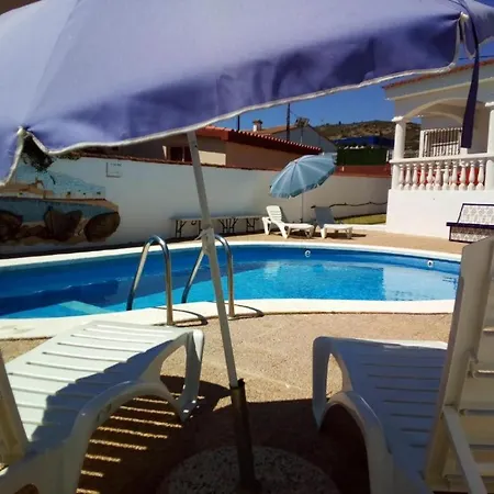 Les Illes Holiday home