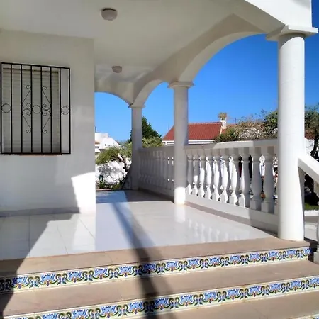 Les Illes Holiday home *