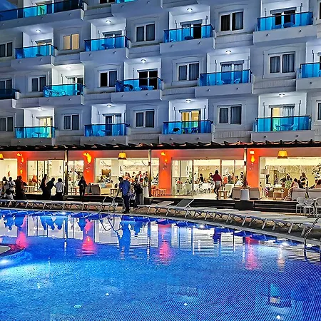 Aparthotel Acuazul 4*