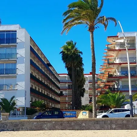 Apartment Primera Linea, Vistas Al Castillo, Avda Papa Luna 10
