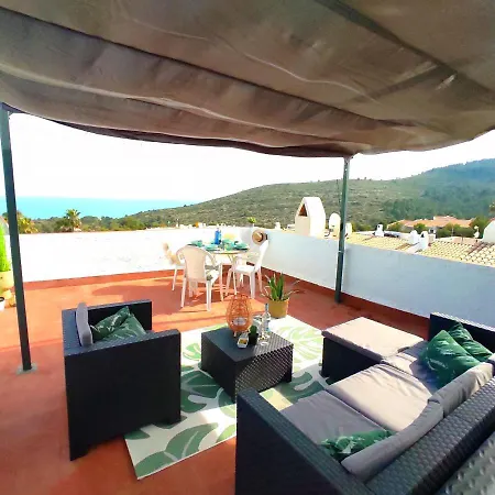 La Casa De Leones Apartment