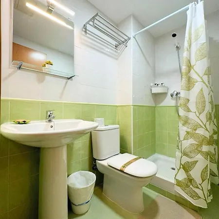 Apartment Amplio Piso Con Parking En By Bebalmy