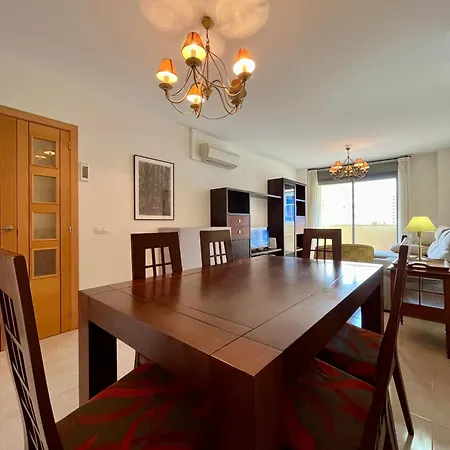 Enamora Ii, A 10 Min De La Playa Norte, Con Parking Incluido Wifi Y Smart Tive, Disfruta De De 5 Estrellas Apartment