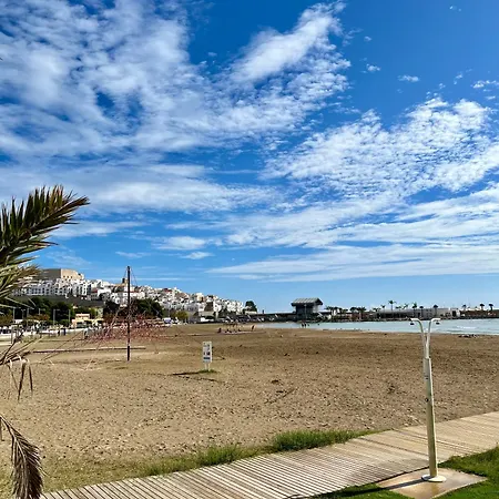 Enamora Ii, A 10 Min De La Playa Norte, Con Parking Incluido Wifi Y Smart Tive, Disfruta De De 5 Estrellas Apartment *