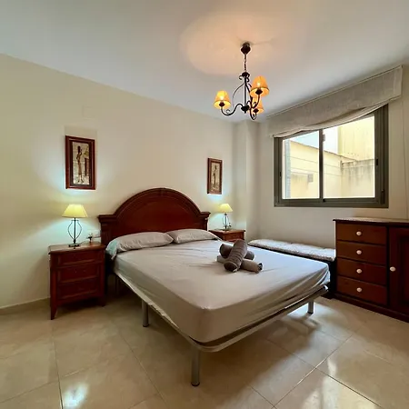 Enamora Ii, A 10 Min De La Playa Norte, Con Parking Incluido Wifi Y Smart Tive, Disfruta De De 5 Estrellas *