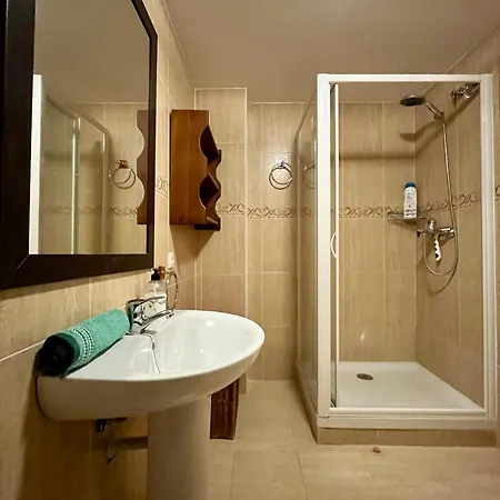 Enamora Ii, A 10 Min De La Playa Norte, Con Parking Incluido Wifi Y Smart Tive, Disfruta De De 5 Estrellas *