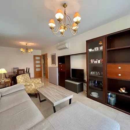 Enamora Ii, A 10 Min De La Playa Norte, Con Parking Incluido Wifi Y Smart Tive, Disfruta De De 5 Estrellas Apartment
