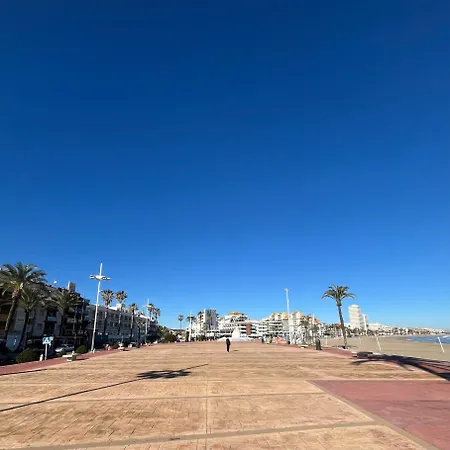 Enamora Ii, A 10 Min De La Playa Norte, Con Parking Incluido Wifi Y Smart Tive, Disfruta De De 5 Estrellas