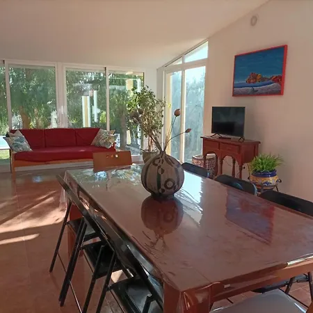 Holiday home Con Gran Jardin Y Piscina Privada *
