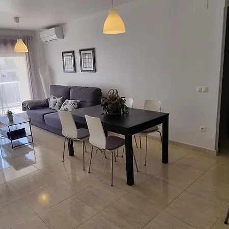 Luna De Apartment