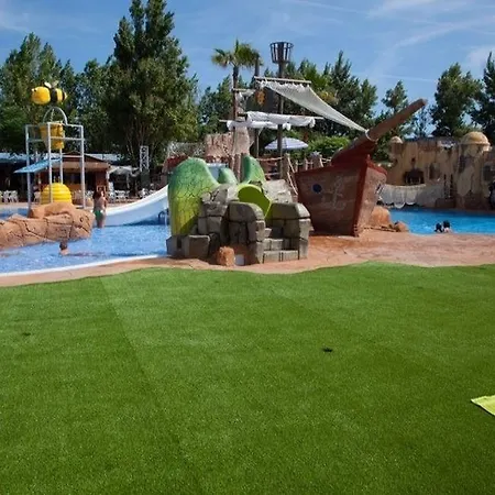 Natura Resort 2*