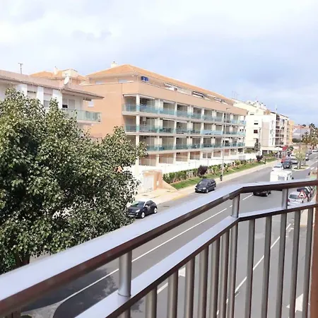 Apartment 4h *