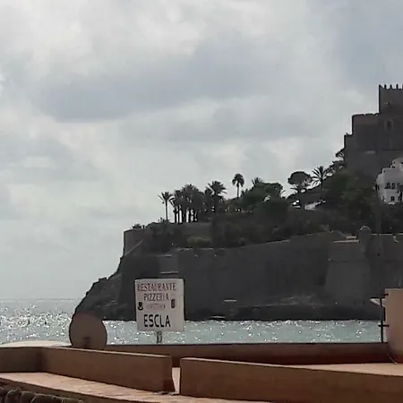 Playa Al Lado Del Papa Luna Apartment