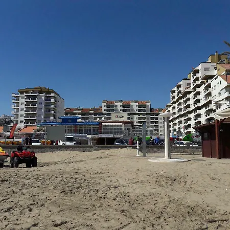 Playa Al Lado Del Papa Luna *