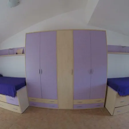 Holiday home Bri