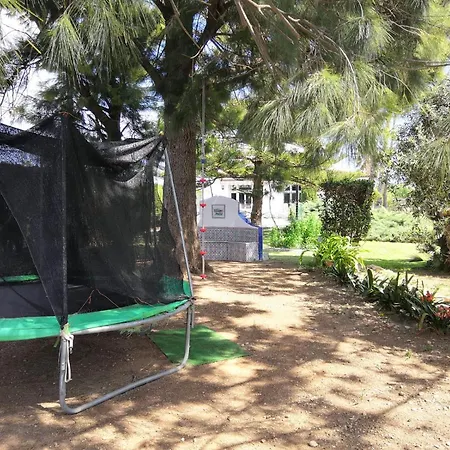 Ahrentals Jardin De Iris Villa