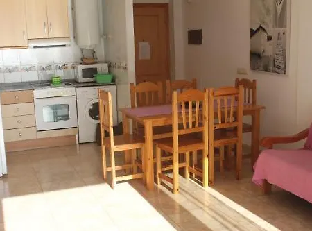 Apartment Residencial Pompeya Lek *
