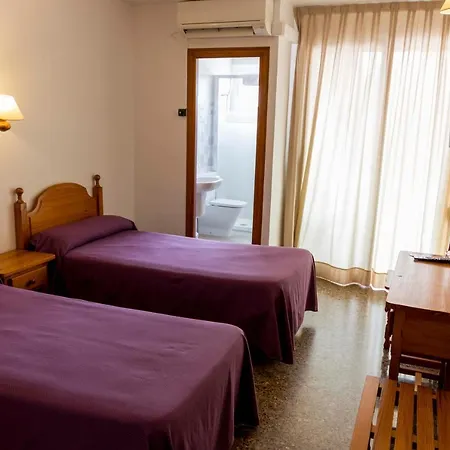 Herasu Hotel *