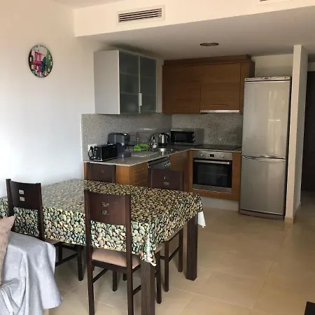 Apartment Av Grecia