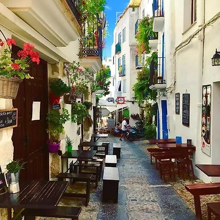 Patios La Casa De San Valentin * Peniscola