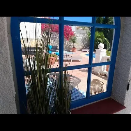 Azul Mit Privat Pool