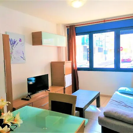 Miralcielo Apartment *