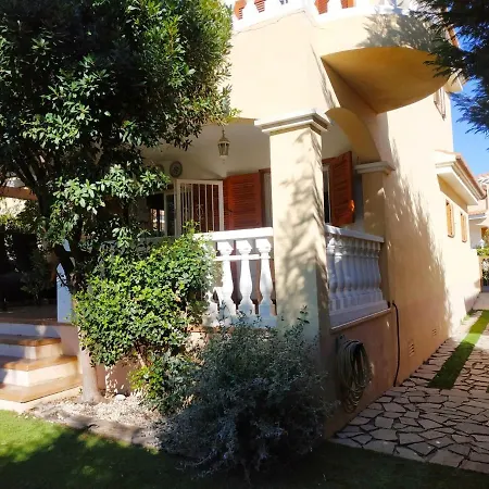 Alamos Orangecosta Holiday home *