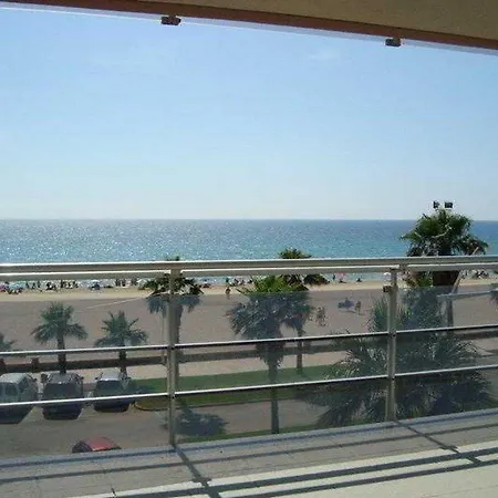 Papa Luna 3000 Apartment *