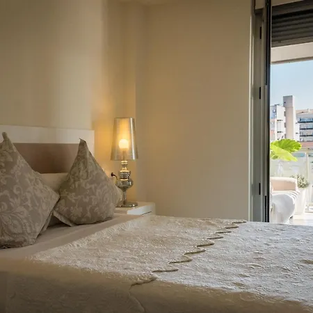 Lu Ambassador Apartment