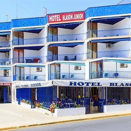 Blason Junior Hotel