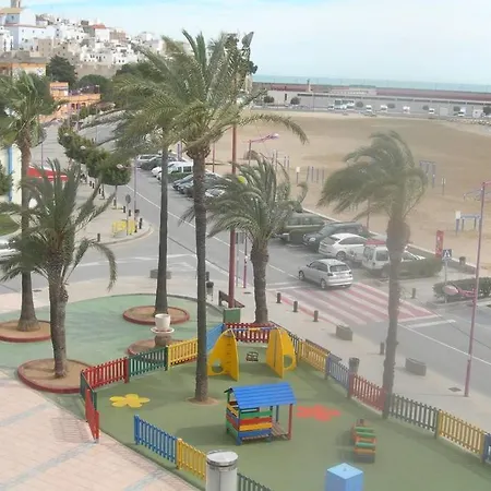 En El Centro Y Junto A La Playa Apartment *
