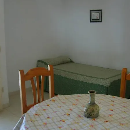 En El Centro Y Junto A La Playa Apartment