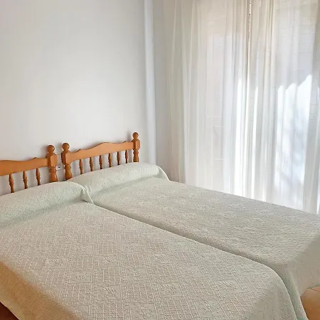 Edison 3000 Apartment