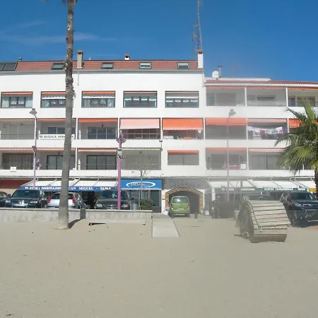 Con Aire Acondicionado De Tres En El Centro Y Junto A La Playa Peniscola