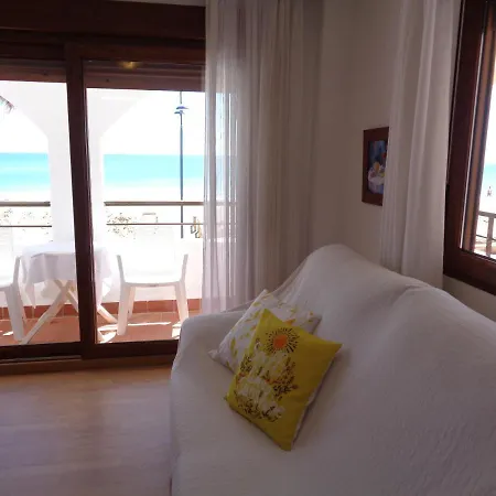 Benedicto Xiii: Beachfront With Parking & Modern Amenities Apartment Peniscola