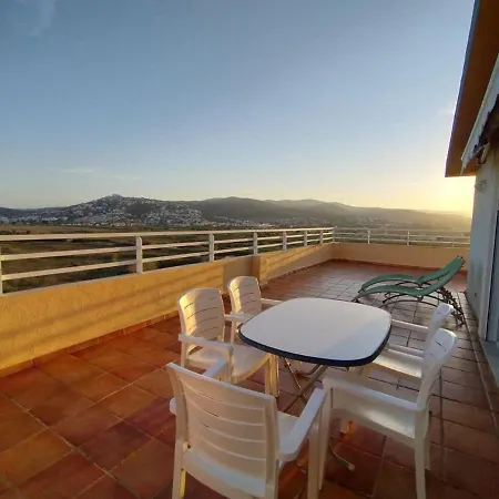 Precioso Atico Con Aire Acondicionado Y Piscina Peniscola