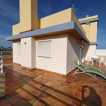 Precioso Atico Con Aire Acondicionado Y Piscina