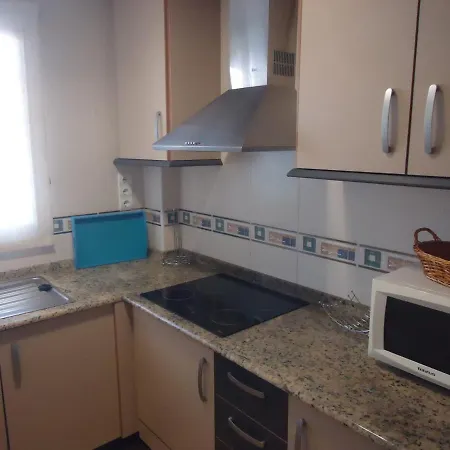 Apartment Pº Maritimo 15-4/6 Pax. Lek