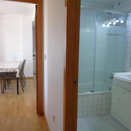 Apartment Benedicto Xiii: Beachfront With Parking & Modern Amenities *