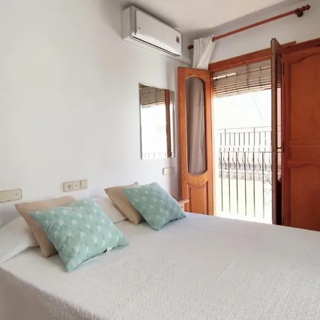 Holiday home Casa Castell Alojamiento Turistico En El Casco Antiguo De *