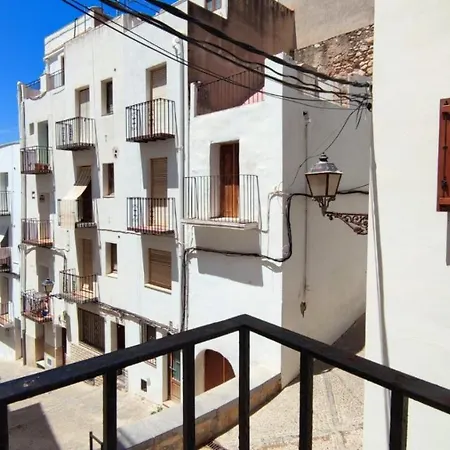 Holiday home Casa Castell Alojamiento Turistico En El Casco Antiguo De *