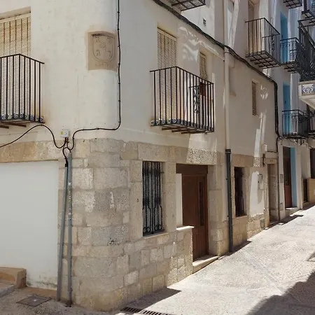 Casa Castell Alojamiento Turistico En El Casco Antiguo De * Peniscola