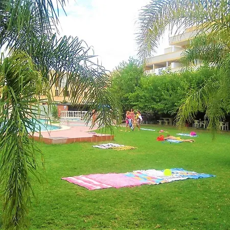 Residencial Lek Apartment *