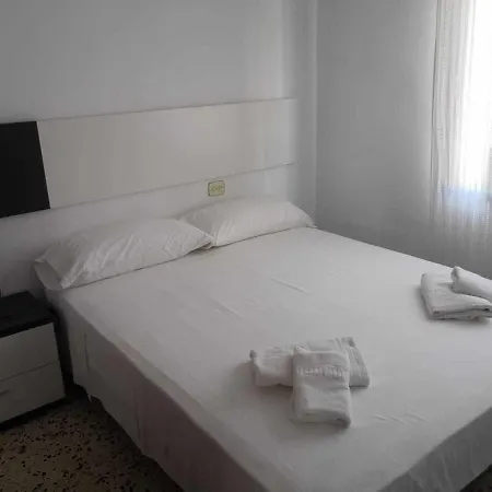 A H Luna Bungalow 2 * Peniscola
