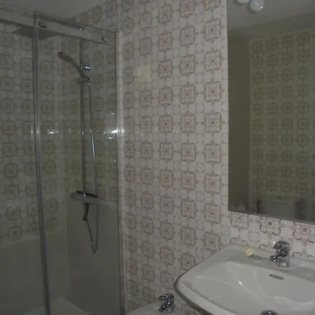 Apartment Castillo De 4/6 Lek *