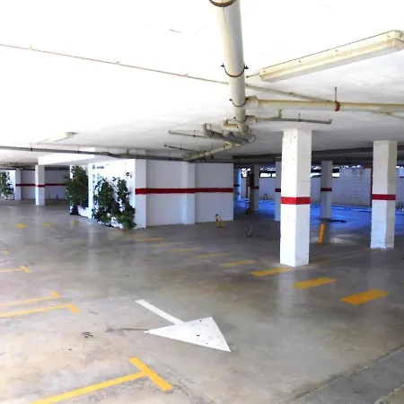 Miami Residencial Lek Apartment *
