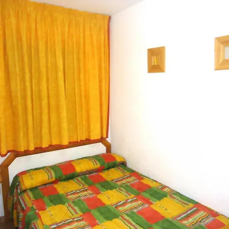 Breima Residencial Lek Apartment