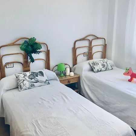 Primera Linea De Playa Ancora Apartment *